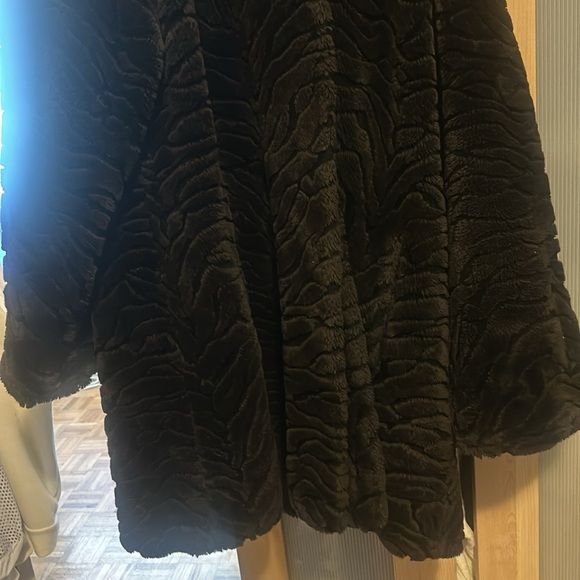Brown Fur Jacket - Picture 3 of 9
